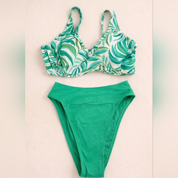 Shade & Shore Other - Shade & Shore Green Leaf Print Bikini Set 36D and Xxs Panty